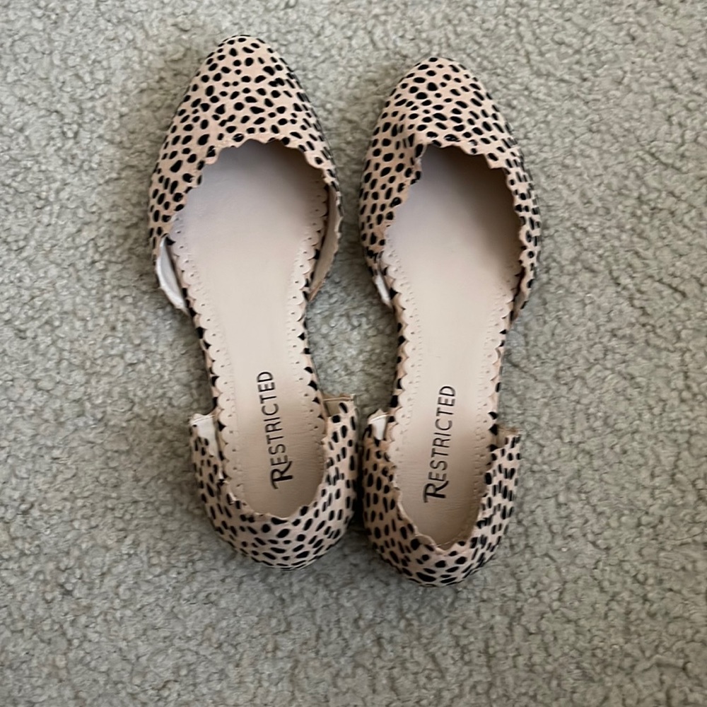 Woman sandals